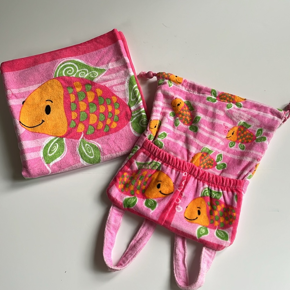 Fish Beach Towel & Backpack